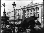 Watch Leisurely Pedestrians, Open Topped Buses and Hansom Cabs with Trotting Horses Wolowtube