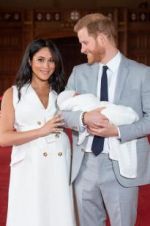 Watch Meghan & Harry: A Royal Baby Story Wolowtube