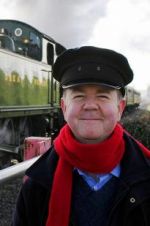 Watch Ian Hislop Goes Off the Rails Wolowtube