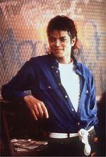 Watch Michael Jackson: The Way You Make Me Feel Wolowtube