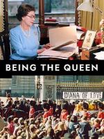 Watch Being the Queen Wolowtube